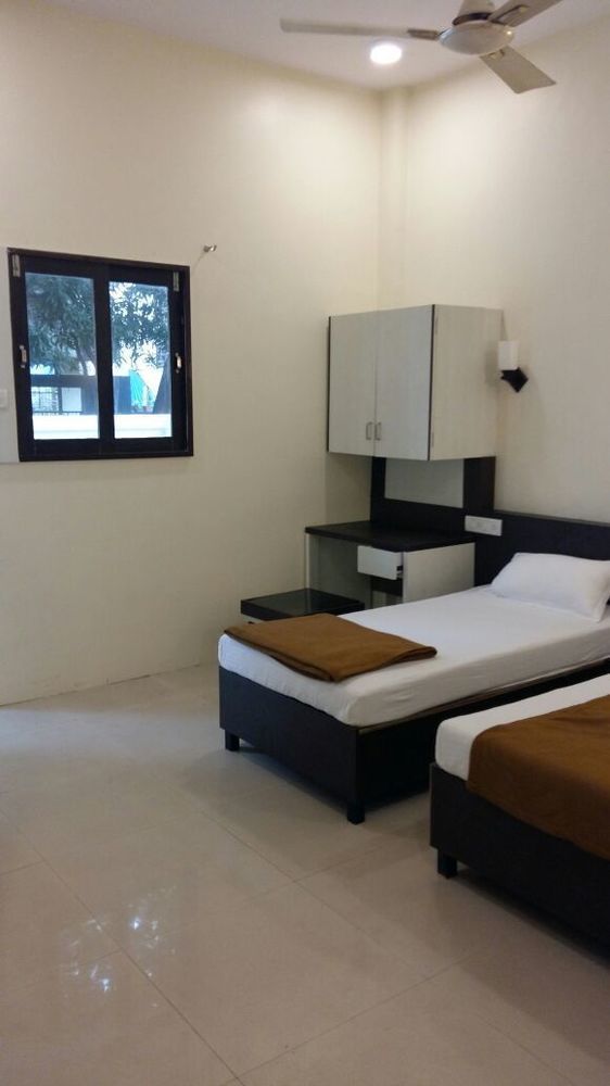 โอโย 2026 โฮเต็ล ไอศวรรย์ เรซิเดนซี Hotel นาวีมุมไบ ภายนอก รูปภาพ