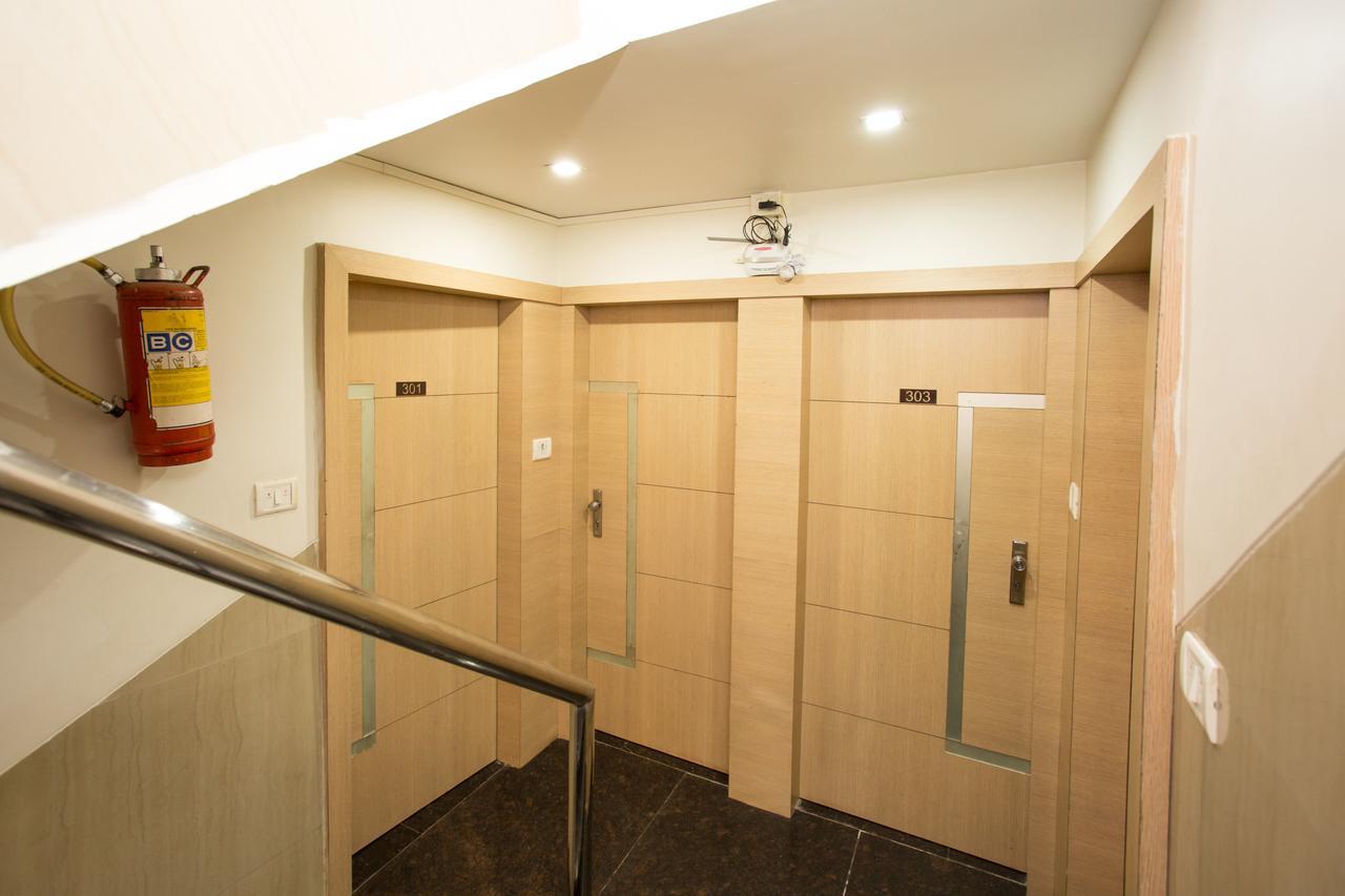 โอโย 2026 โฮเต็ล ไอศวรรย์ เรซิเดนซี Hotel นาวีมุมไบ ภายนอก รูปภาพ